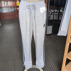 新品 adidas 3ストライプスウェット