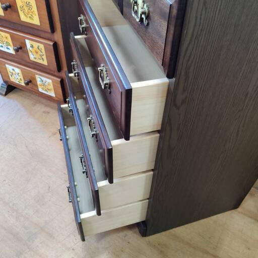 愛品倶楽部柏店】 6段8杯ミドルチェスト アンティーク風取っ手付 - タンス、衣類収納