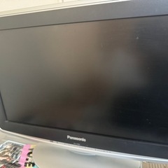 テレビ　19インチ