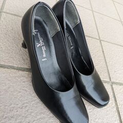 Romeo Valentino  size　22.5ｃｍ　黒パン...