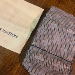 ルイヴィトン LVポップ ポルトフォイユ・ゾエ 三つ折り財布