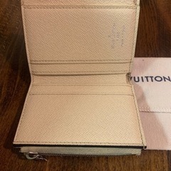 ルイヴィトン LVポップ ポルトフォイユ・ゾエ 三つ折り財布