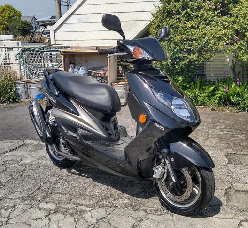 ヤマハ シグナスX 125 RKRSE4640 走行約10600km 社外マフラー付き 通勤通学に