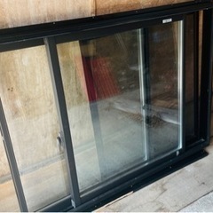 ！取引終了！中古美品【LIXILアルミサッシ引き違い窓】 少し値下げ