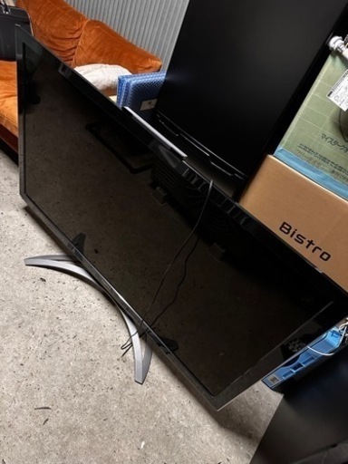 TOSHIBA　55型テレビ