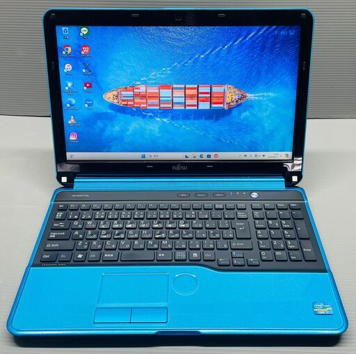 保証1ヶ月、インボイス対応、代引き発送可！Windows11、Core i7、SSD500GB(快速)、メモリ16GB、FUJITSU製ノートパソコン、CD,DVD,Blu-rayドライブ、カメラ、Bluetooth、ACアダプター付属、ブルーレイ、富士通、FMV、LIFEBOOK、ライフブック、ノートPC