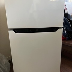 2019年製　冷蔵庫