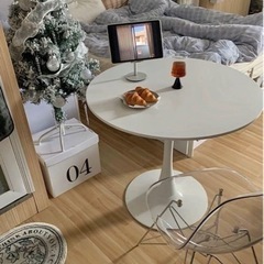 ラウンドテーブル　丸テーブル　白　ホワイト