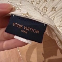 【決まりました】LOUIS VUITTON 大判スカーフ 