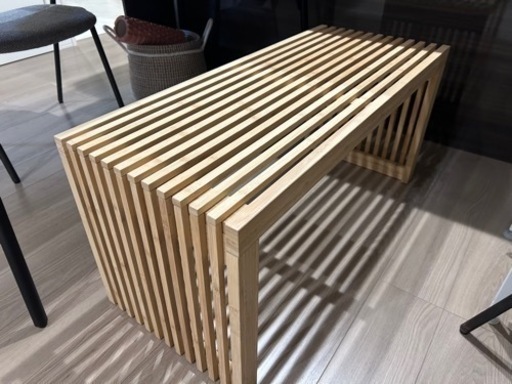 ベンチ