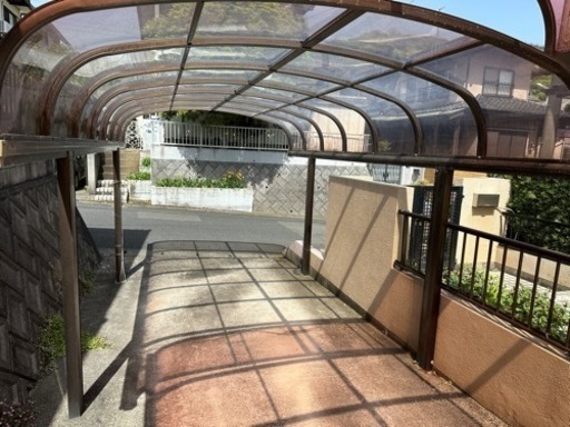 カーポート　駐車場