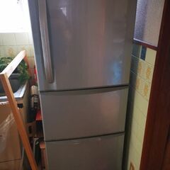 氷作り3ドア冷蔵庫/冷凍