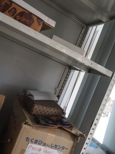 棚 重量棚、90x60x210、倉庫整理に、美品 使ってみた感想