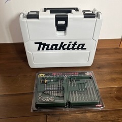 新品　マキタ【makita】コードレスインパクトドライバー　セット