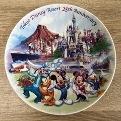 東京ディズニーリゾート25周年非売品希少絵皿