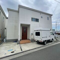 築４年の４SLDK築浅戸建　駐車２台可能（車種による）　厚木市妻田東　2,730万円の画像