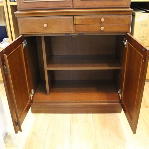 624)【美品】maruni マルニ木工 地中海シリーズ 食器棚 カップ 624)【美品】maruni マルニ木工 地中海シリーズ 食器棚 カップ