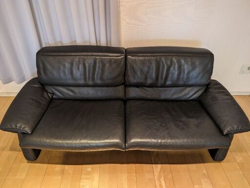 erpo（エルポ）レザー3人掛けソファ