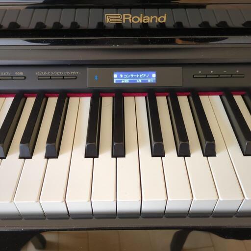 購入希望者様決定★Roland F-100 電子ピアノ　引取りにて　10月末迄→20,000円にします 購入希望者様決定☆Roland F-100 電子ピアノ 引取りにて 10月末迄