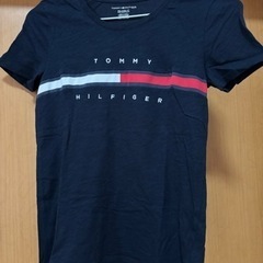 トミーヒルフィガー　Tシャツ