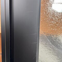 LIXIL製　縦すべり出サッシ　傷あり