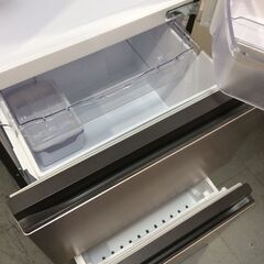 (6/6受渡済)YJT8667【HITACHI/日立 3ドア冷蔵庫】美品 2021年製 R-27NV-N 家電 キッチン 冷蔵冷凍庫 右開きドア 265L