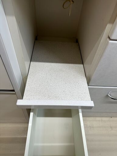 ジモティ来店特価!! 食器棚 ホワイト J-0457