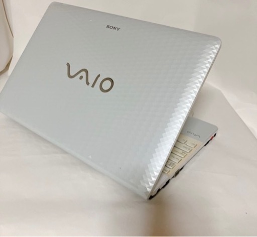 初期設定済み　VAIO　DVD/webカメラ　 ダイヤモンドホワイト　 SONY