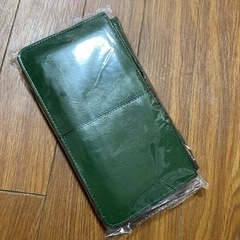 新品　長財布　緑