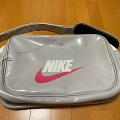 NIKE スポーツバック