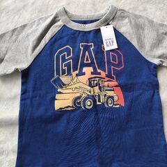 GAP新品未使用タグ付き　はたらくくるまTシャツ　90