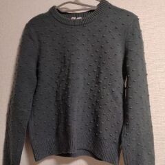 Uniqlo U〜つぶつぶセーター２枚