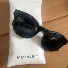 moussy サングラス