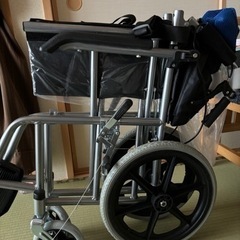 介護　　　車椅子