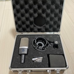 AKG C214 コンデンサーマイク