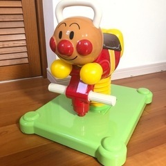 【条件付き無料】　アンパンマン　乗用玩具　具　乗り物　体幹　１歳...