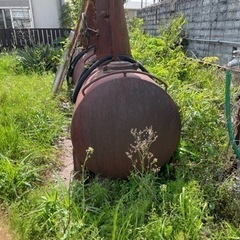 アンティークなガソリン給油器