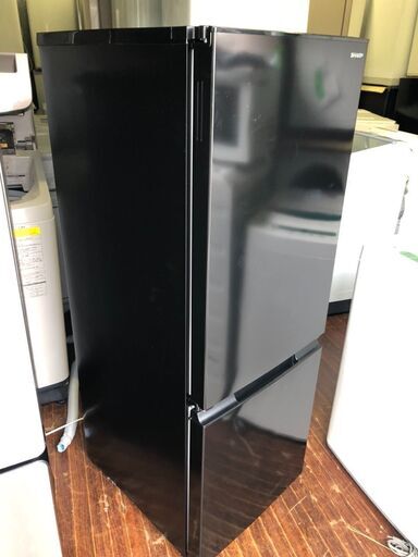 北九州市内配送無料店 2023年式 シャープ 179L 2ドア冷蔵庫 e angle