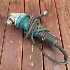 【makita】ディスクグラインダー サンダー 9533B 電動工具