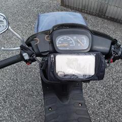 オト様に決まりました。バイクにつけるバックです。使っています。