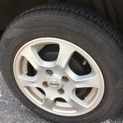 キューブ、ノート　アルミ　タイヤバリ山　175 65 R14