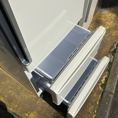 《売約済》【武蔵小山店】【実質表示価格より最大２０％お値引き！！】 無料配送エリアあり　アクア　AQUA　冷蔵庫　３ドア　大容量　2017年製　白物家電　