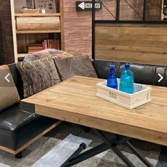 決まりました　
未使用　昇降テーブル