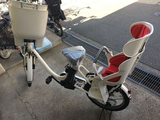 地域限定送料無料　ブリヂストン　ビッケ　モブ　三人乗り　子供乗せ　9,6AH　白　ギュットアニーズ　パスバビー　神戸市　電動自転車 地域限定送料無料 ブリヂストン ビッケ モブ 三人乗り 子供乗せ 9,6AH