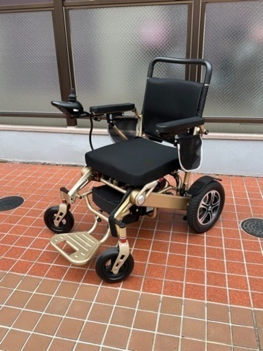 ☆最終値下げ☆【新品・未使用】自動折りたたみ式 電動車椅子