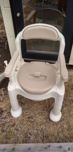 介護用ポータブルトイレ