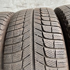 バリ山　Michelin ミシュラン　X-ice 235/40R18 スタッドレス　タイヤ　2019年製　18インチ