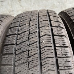 極上タイヤ　BRIDGESTONE ブリヂストン　ブリジストン　VRX2 215/60R16 スタッドレス　タイヤ　2021年製　16インチ