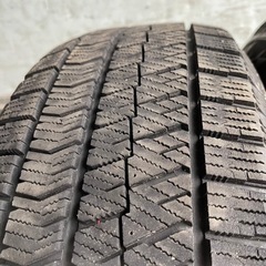 極上タイヤ　BRIDGESTONE ブリヂストン　ブリジストン　VRX2 215/60R16 スタッドレス　タイヤ　2021年製　16インチ