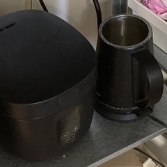 4合用黒い炊飯器